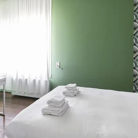 アパート Stylish And Comfortable 3bd In